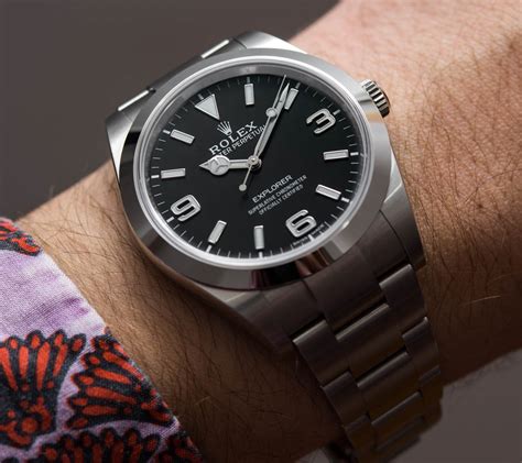 rolex explorer 1 39mm 214 270